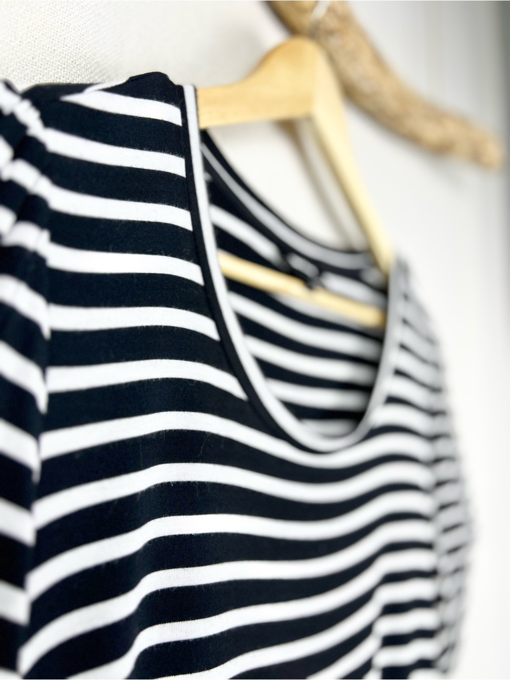 DKNY Black & White Striped Top | Stretch Scoop Neck Tee | Effortless Everyday - Picture 4 of 8